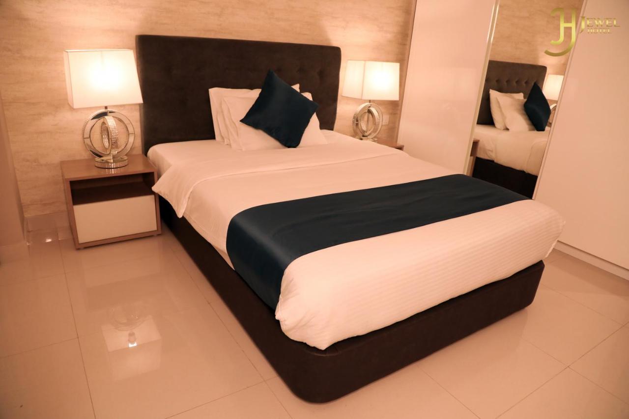 Sunday Luxury Downtown Adliya Formerly Jewel Hotel Manama Dış mekan fotoğraf