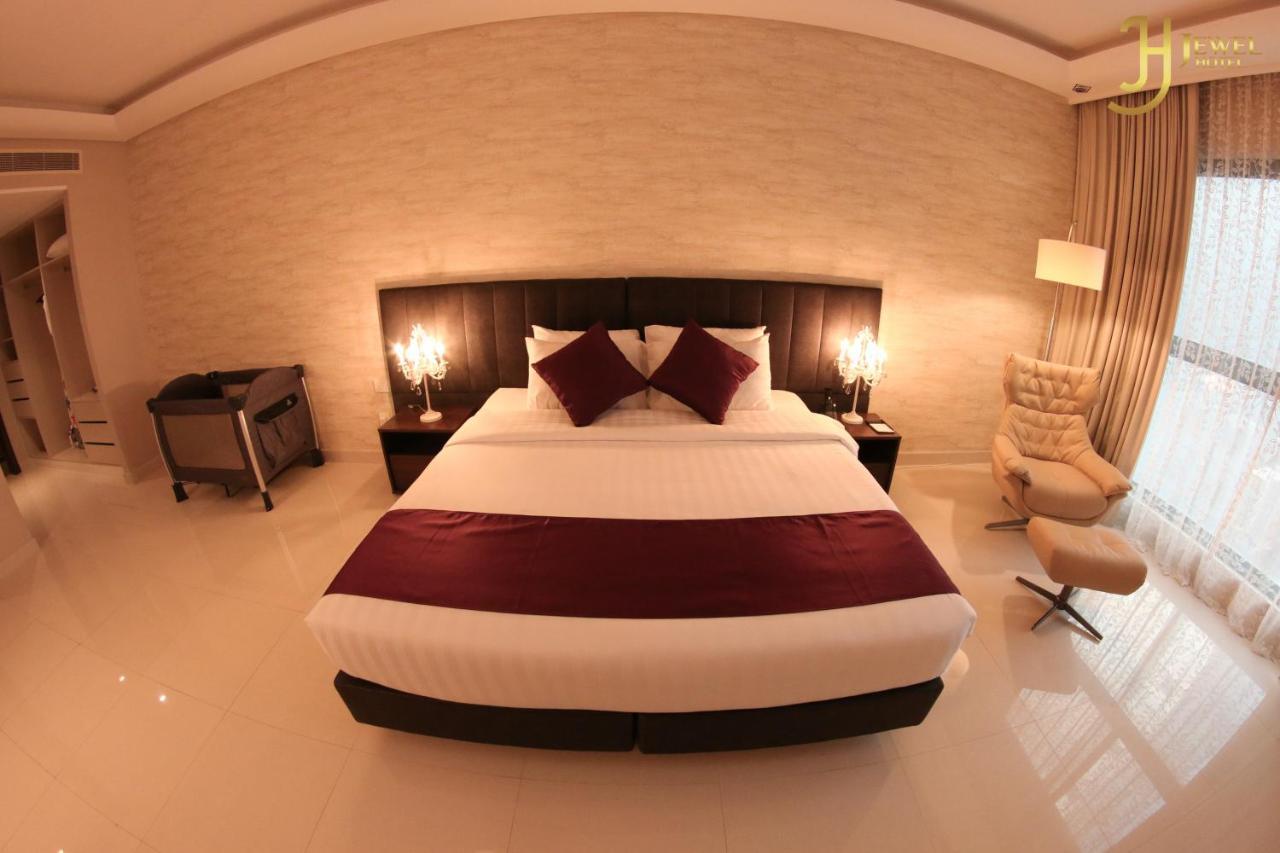 Sunday Luxury Downtown Adliya Formerly Jewel Hotel Manama Dış mekan fotoğraf